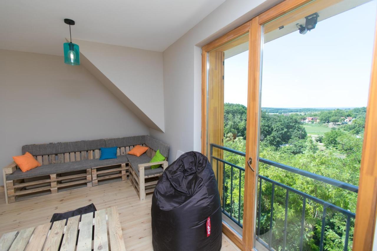 Illaberek Turistaház Sukoro Bagian luar foto